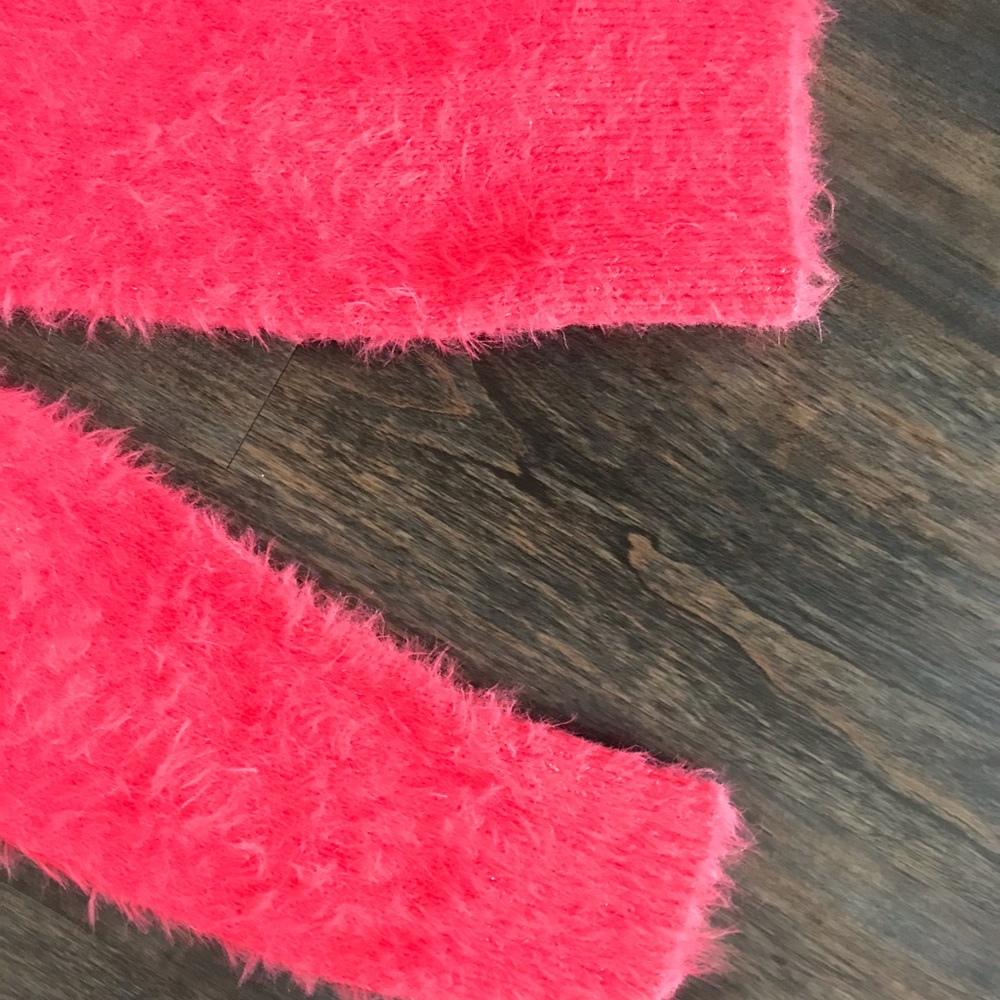 Pink Target Sweater - Picture 2 of 3